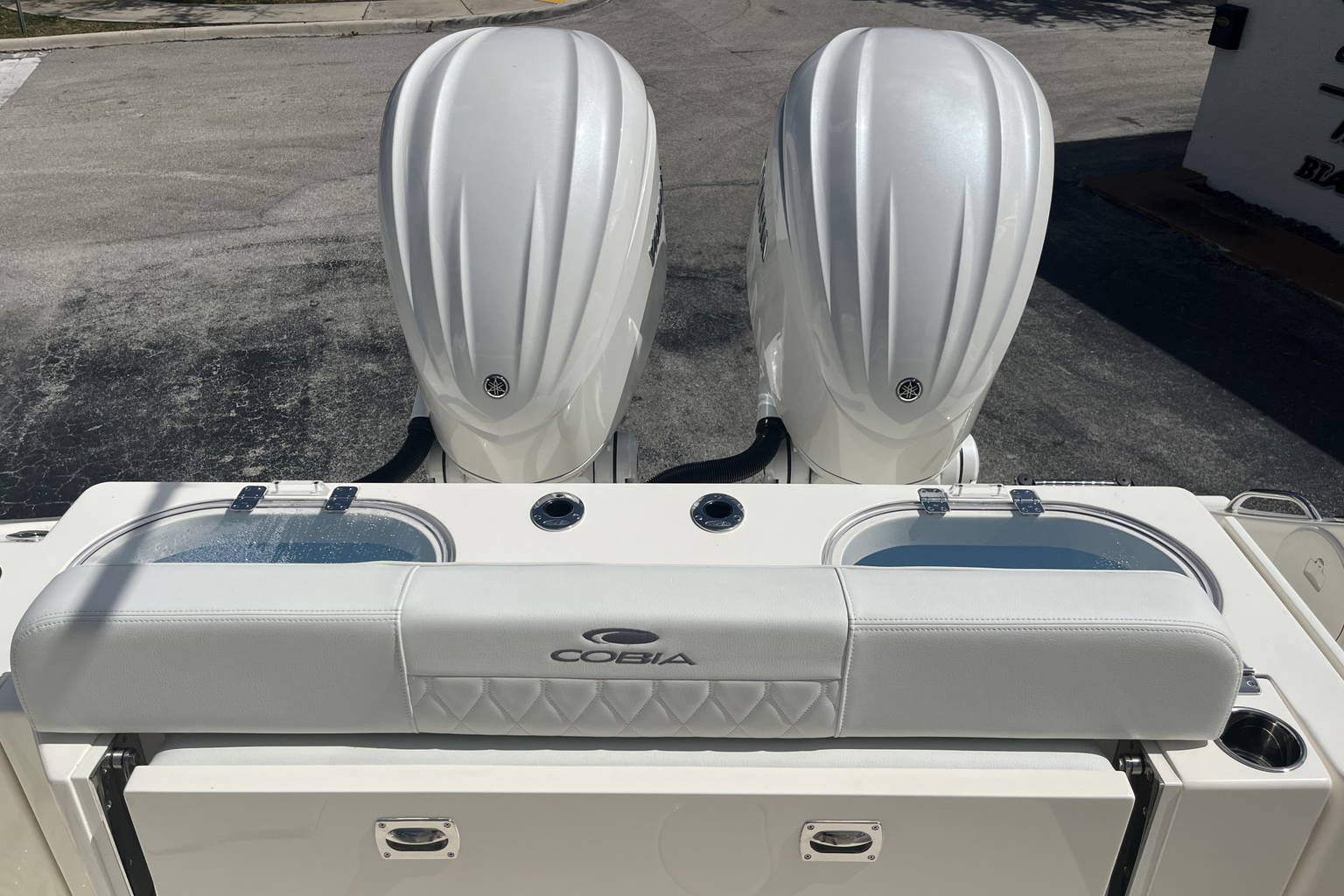 New 2023 Cobia 301 CC #Z022 image 27