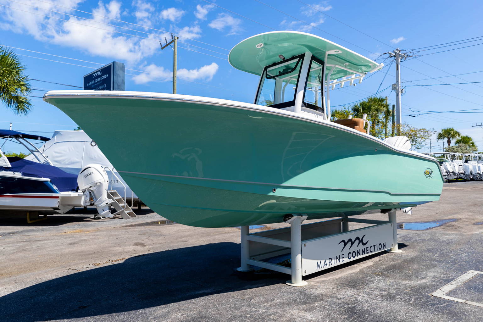 New 2023 Sea Hunt Ultra 239 SE #0148 image 4