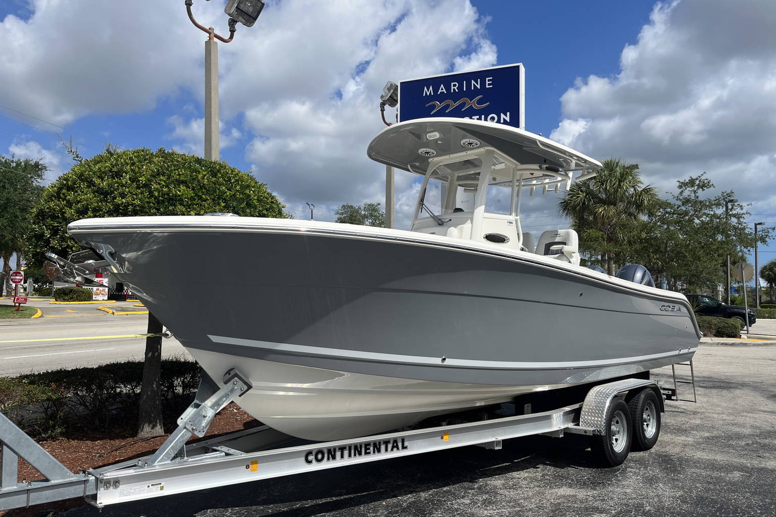 New 2023 Cobia 262 CC #C044 image 2