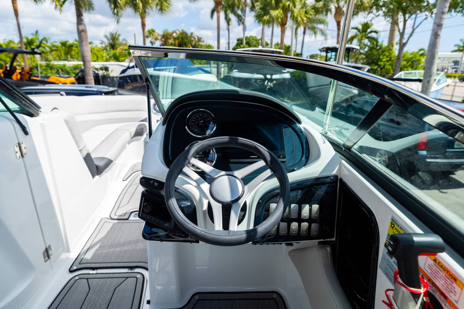 New 2023 Hurricane SunDeck 2410 OB #1622 image 14