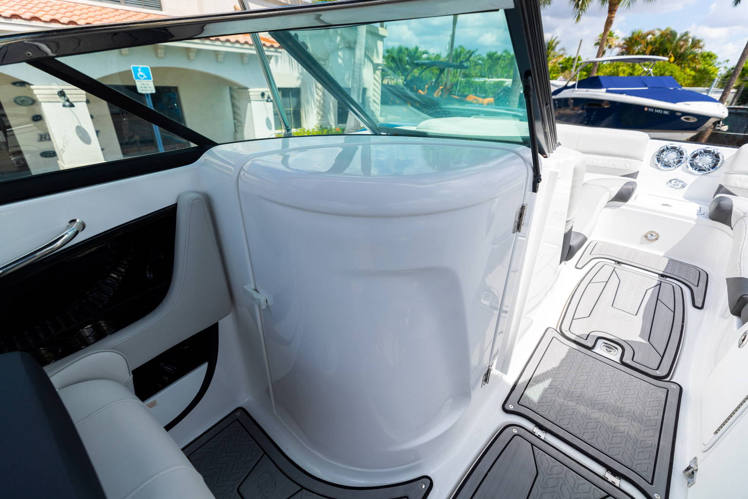 New 2023 Hurricane SunDeck 2410 OB #1622 image 20