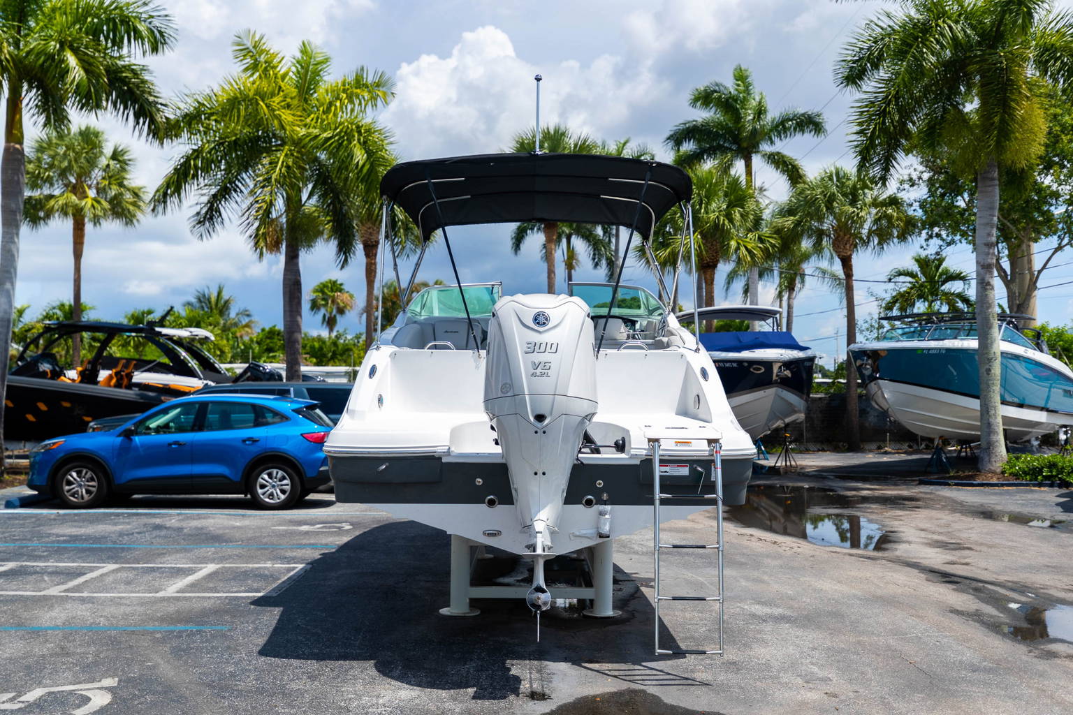 New 2023 Hurricane SunDeck 2690 OB #2041 image 8