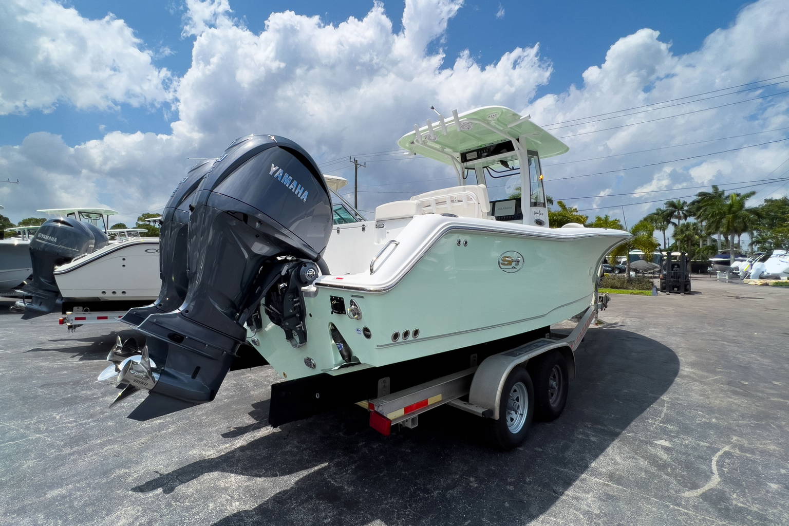 New 2023 Sea Hunt Gamefish 27 FS #0540 image 4