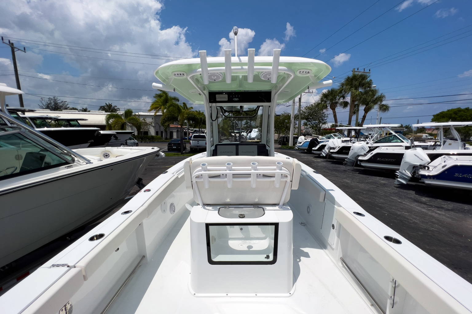 New 2023 Sea Hunt Gamefish 27 FS #0540 image 5