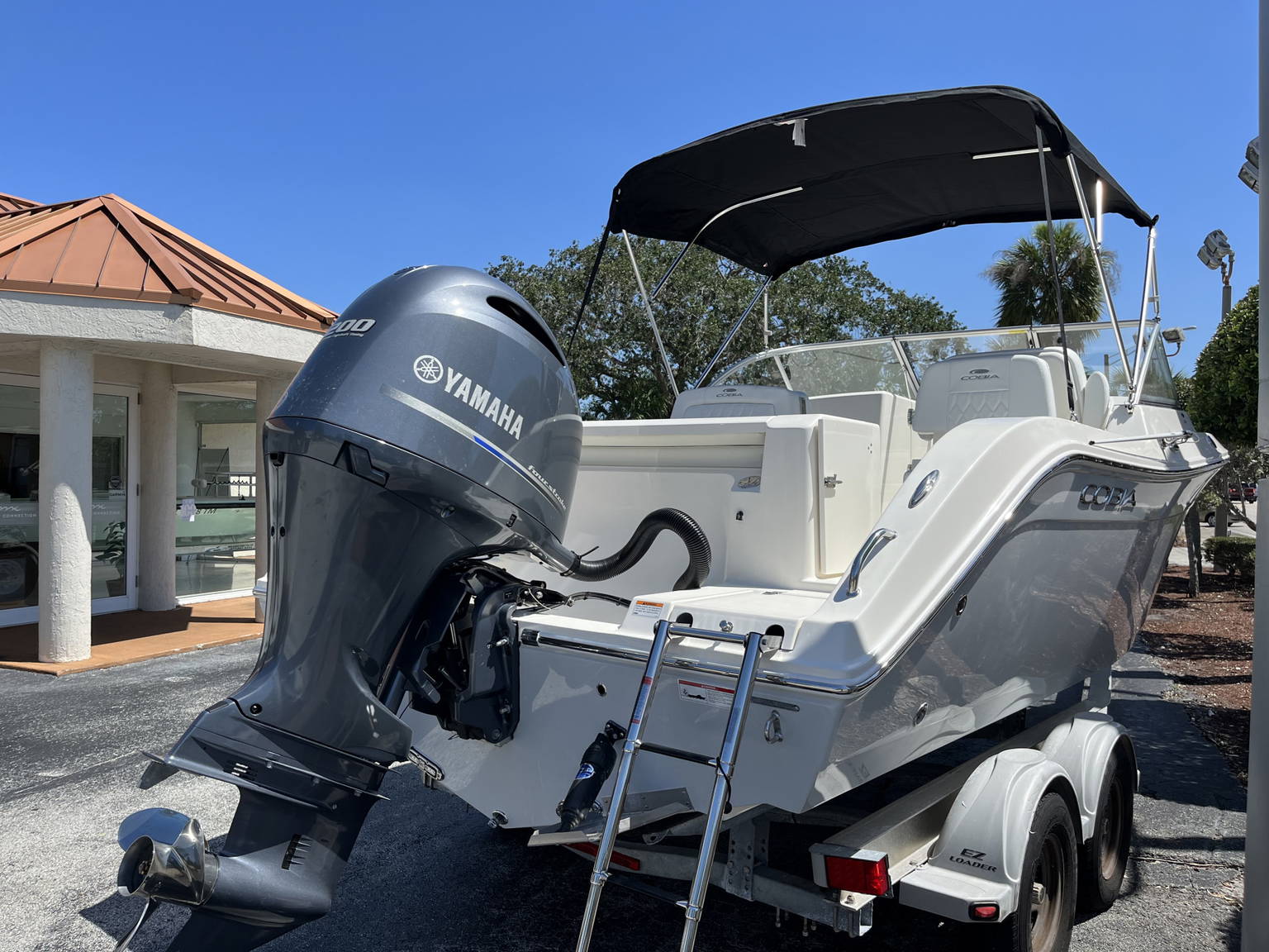 Alternative image of Cobia 220 DC in Vero Beach, FL