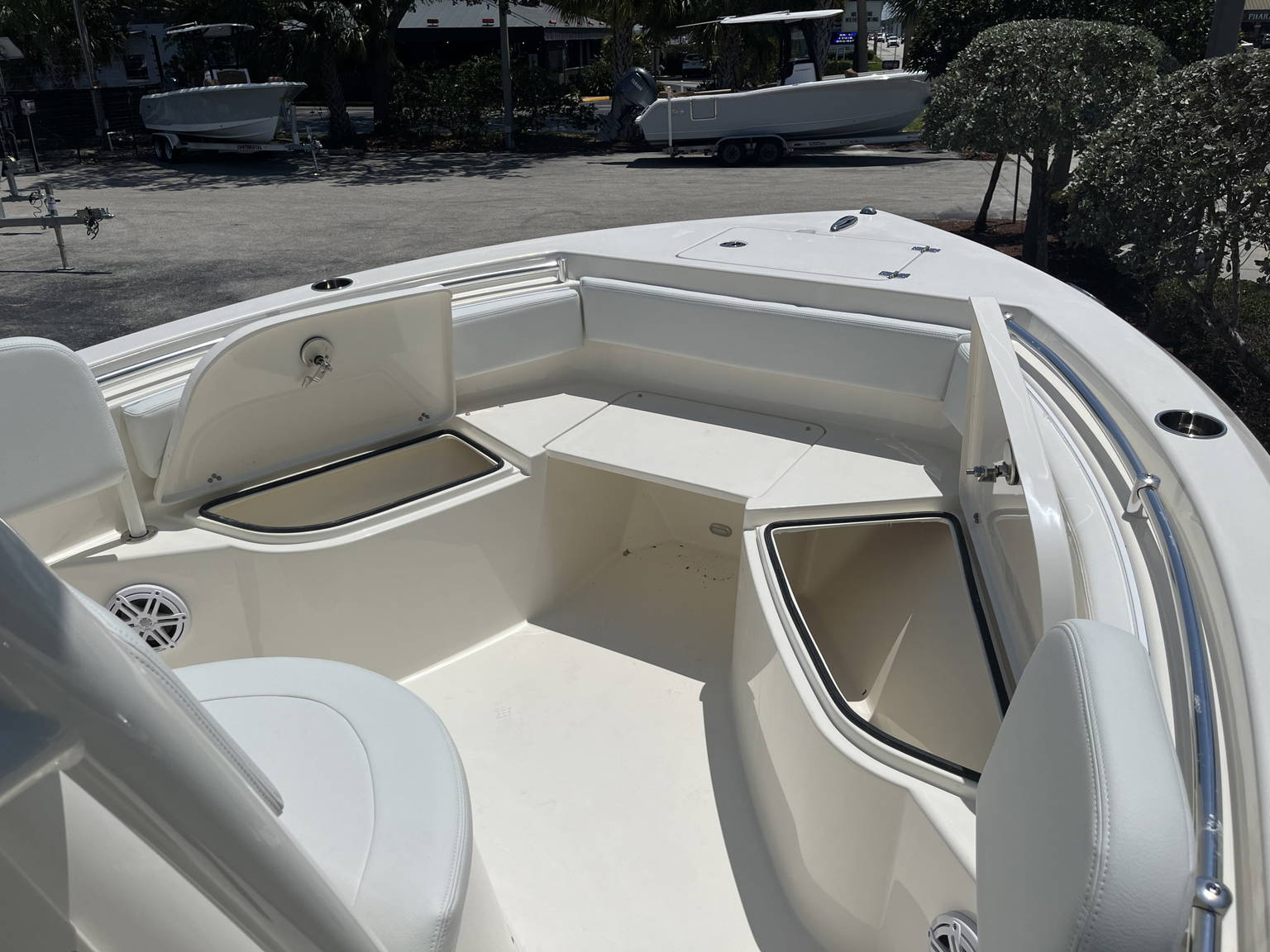 Alternative image of Cobia 220 CC in Vero Beach, FL