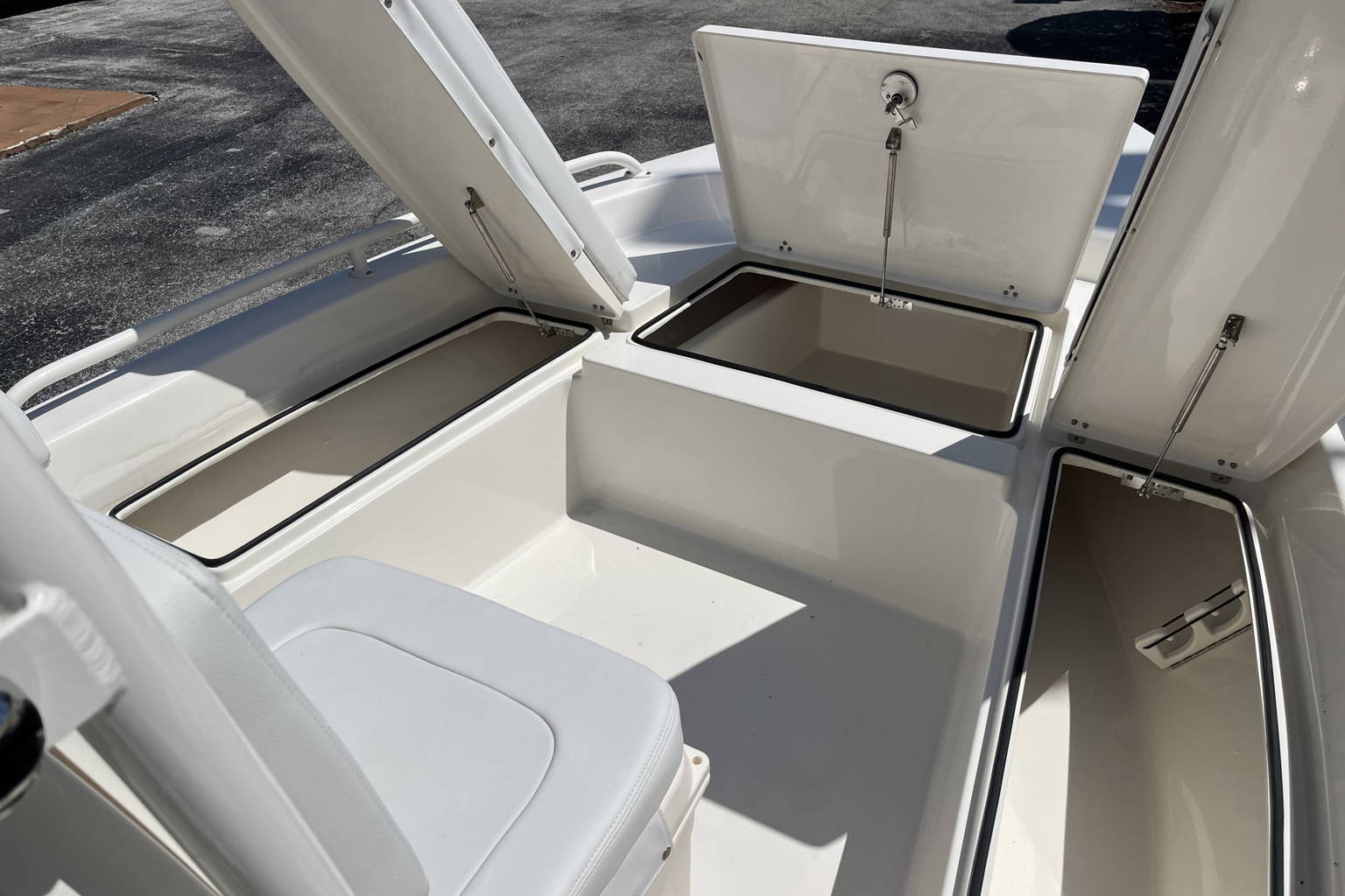 New 2023 Pathfinder 2200 TRS #W099 image 12