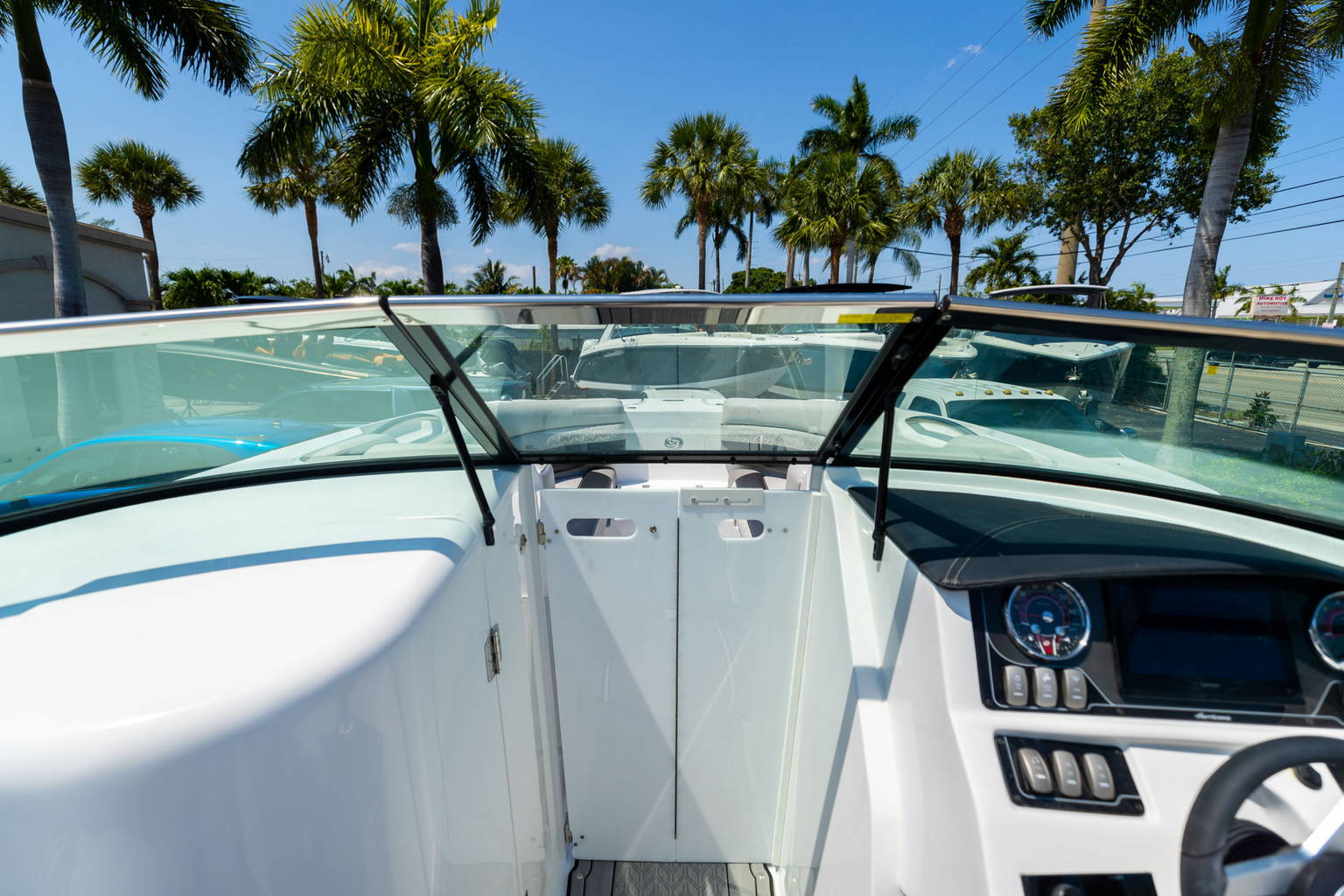 New 2023 Hurricane SunDeck 2690 OB #2446 image 27