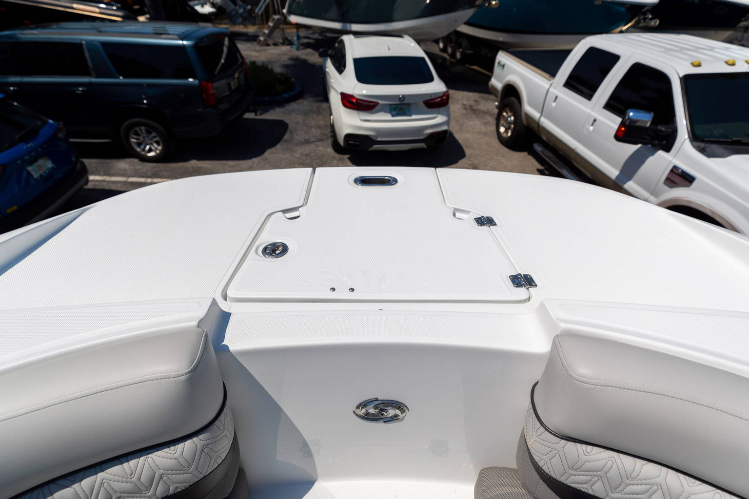 New 2023 Hurricane SunDeck 2690 OB #2446 image 31