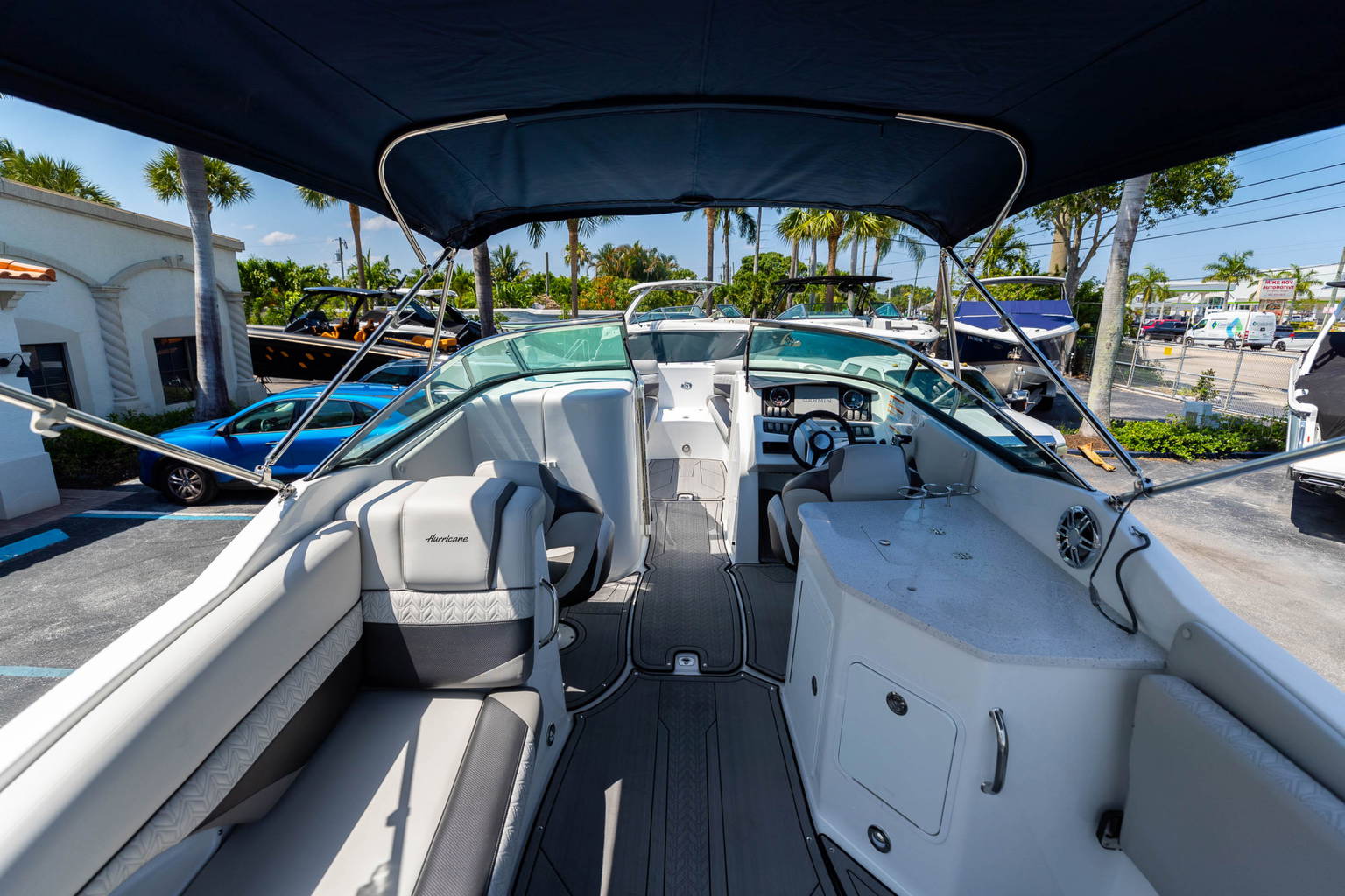 New 2023 Hurricane SunDeck 2690 OB #2446 image 9