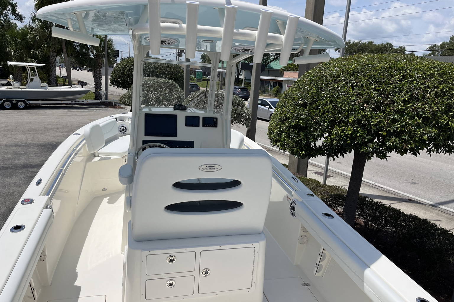 New 2023 Cobia 240 CC #B106 image 10