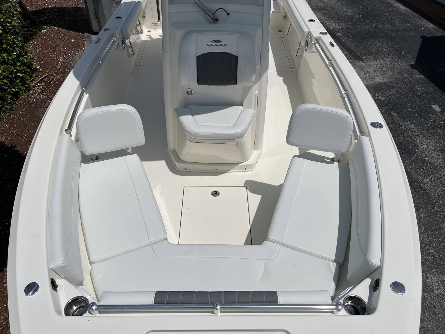 Alternative image of Cobia 240 CC in Vero Beach, FL