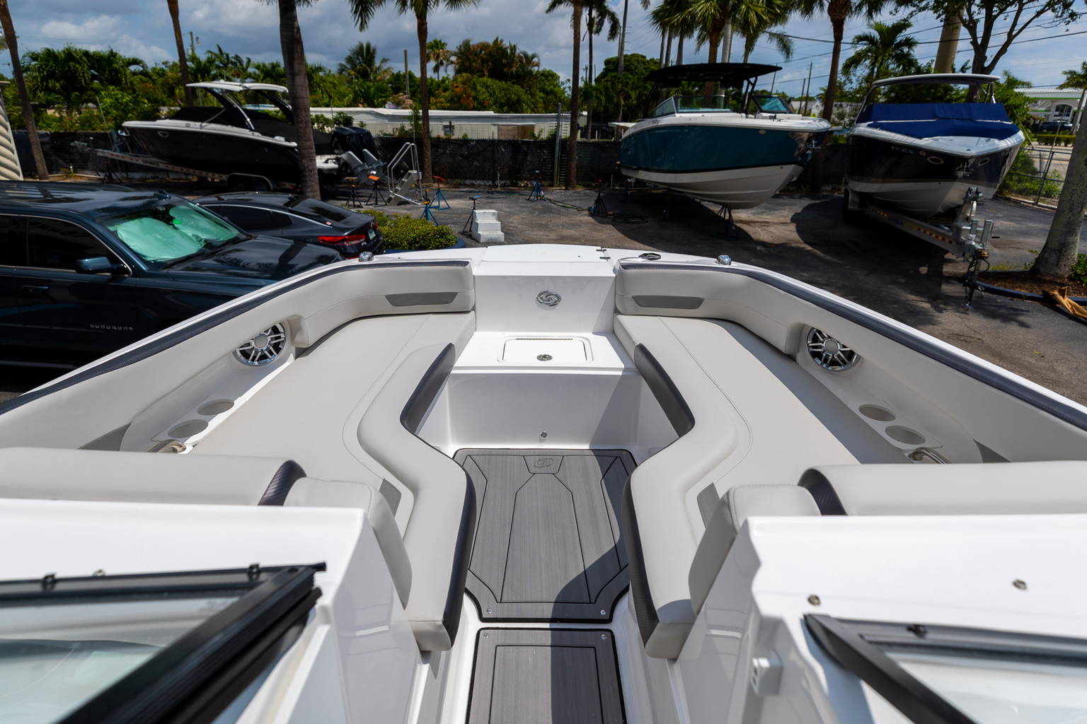 New 2023 Hurricane SunDeck 235 OB #1887 image 30