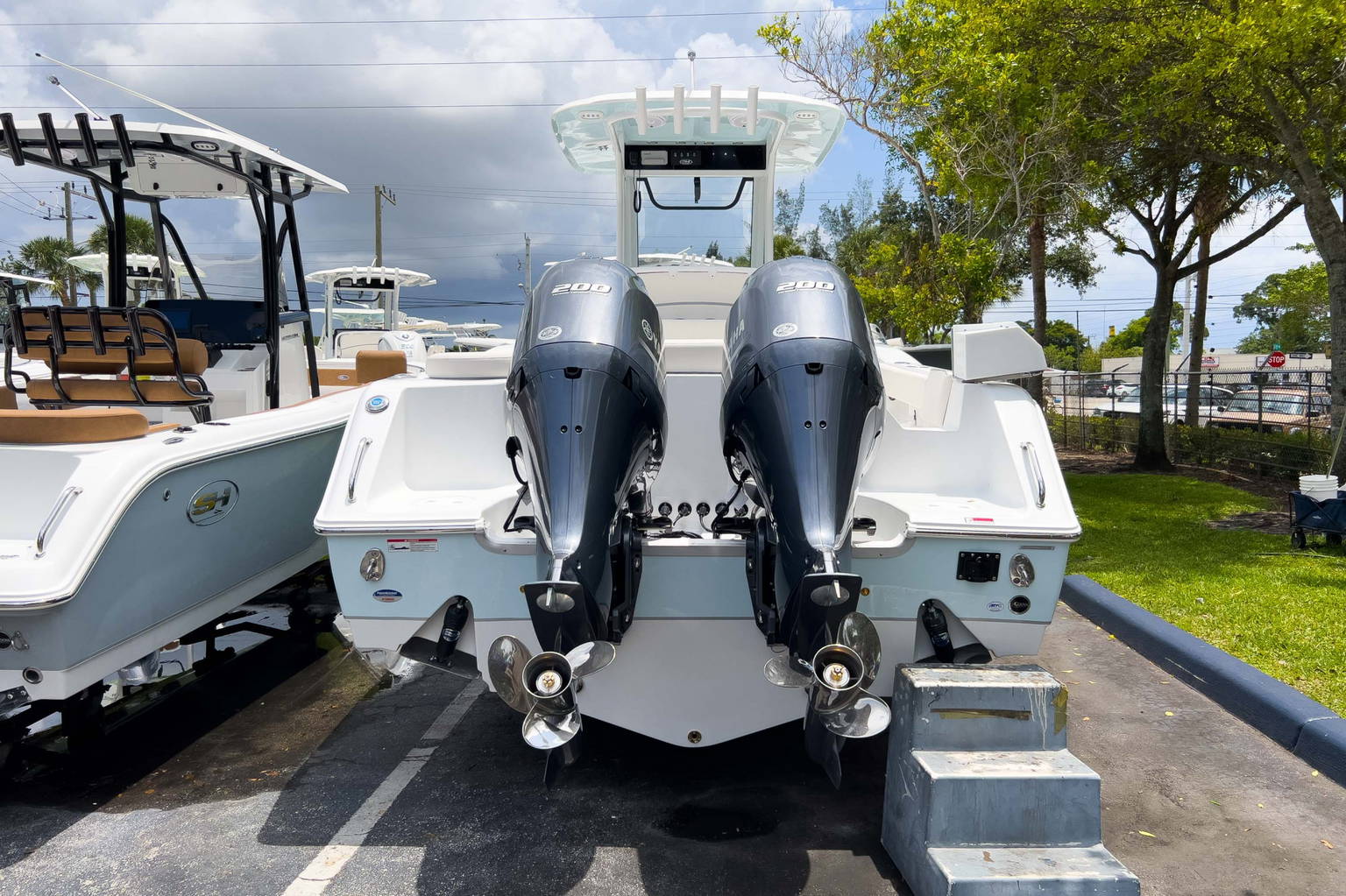Alternative image of Sea Hunt Ultra 275 SE in West Palm Beach, FL