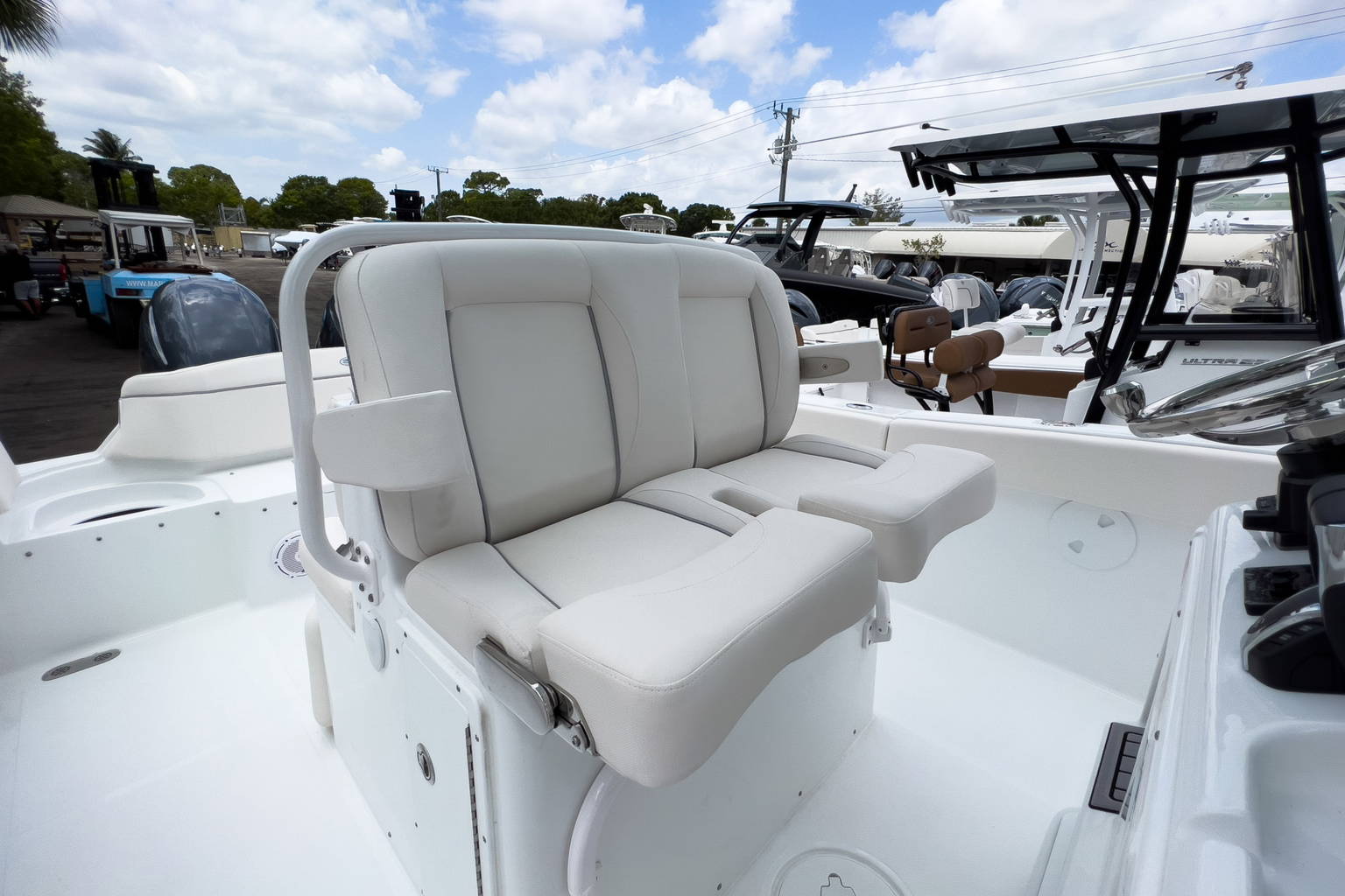New 2023 Sea Hunt Ultra 275 SE #0398 image 7