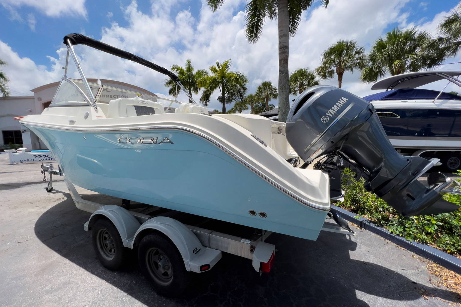 Alternative image of Cobia 220 DC in West Palm Beach, FL