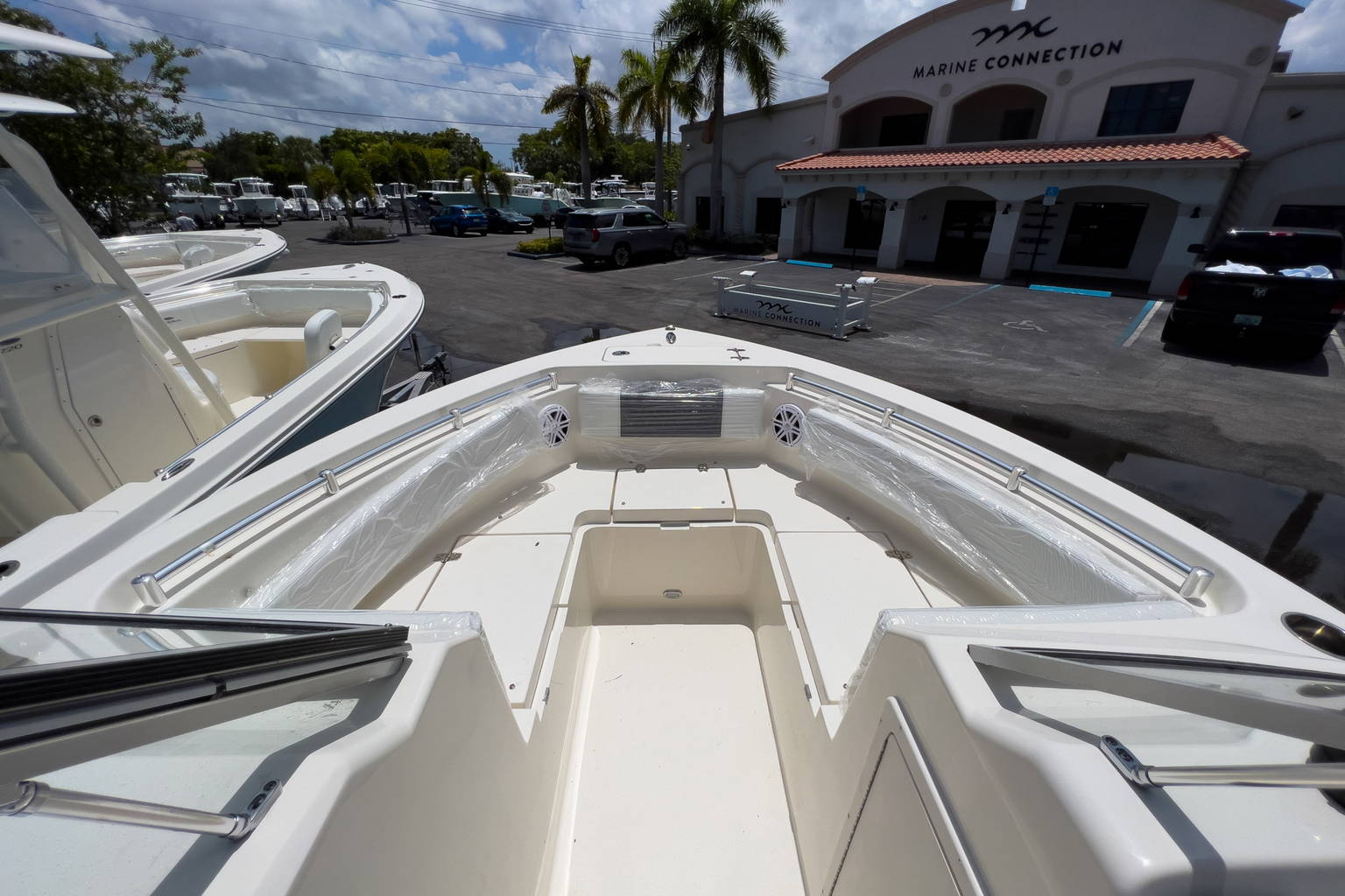 Used 2023 Cobia 220 DC #G033 image 6