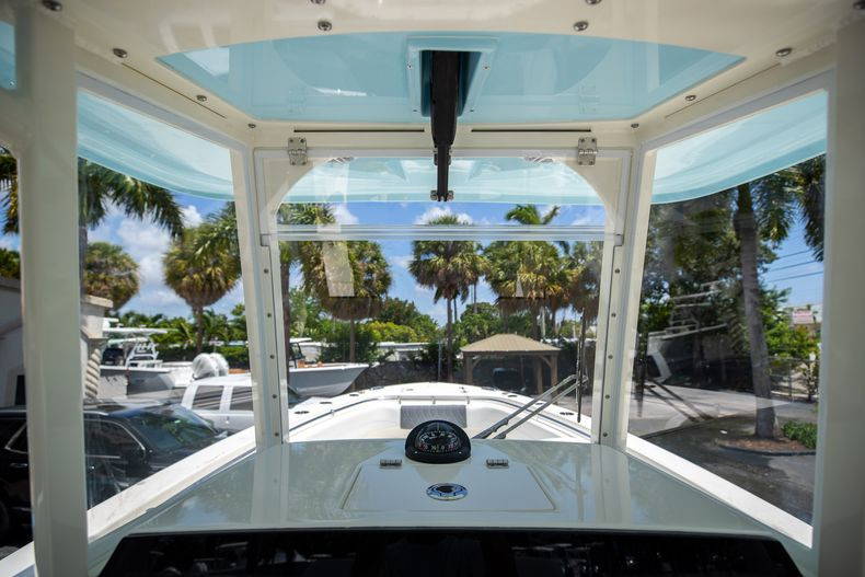 New 2023 Cobia 280 CC #D002 image 32