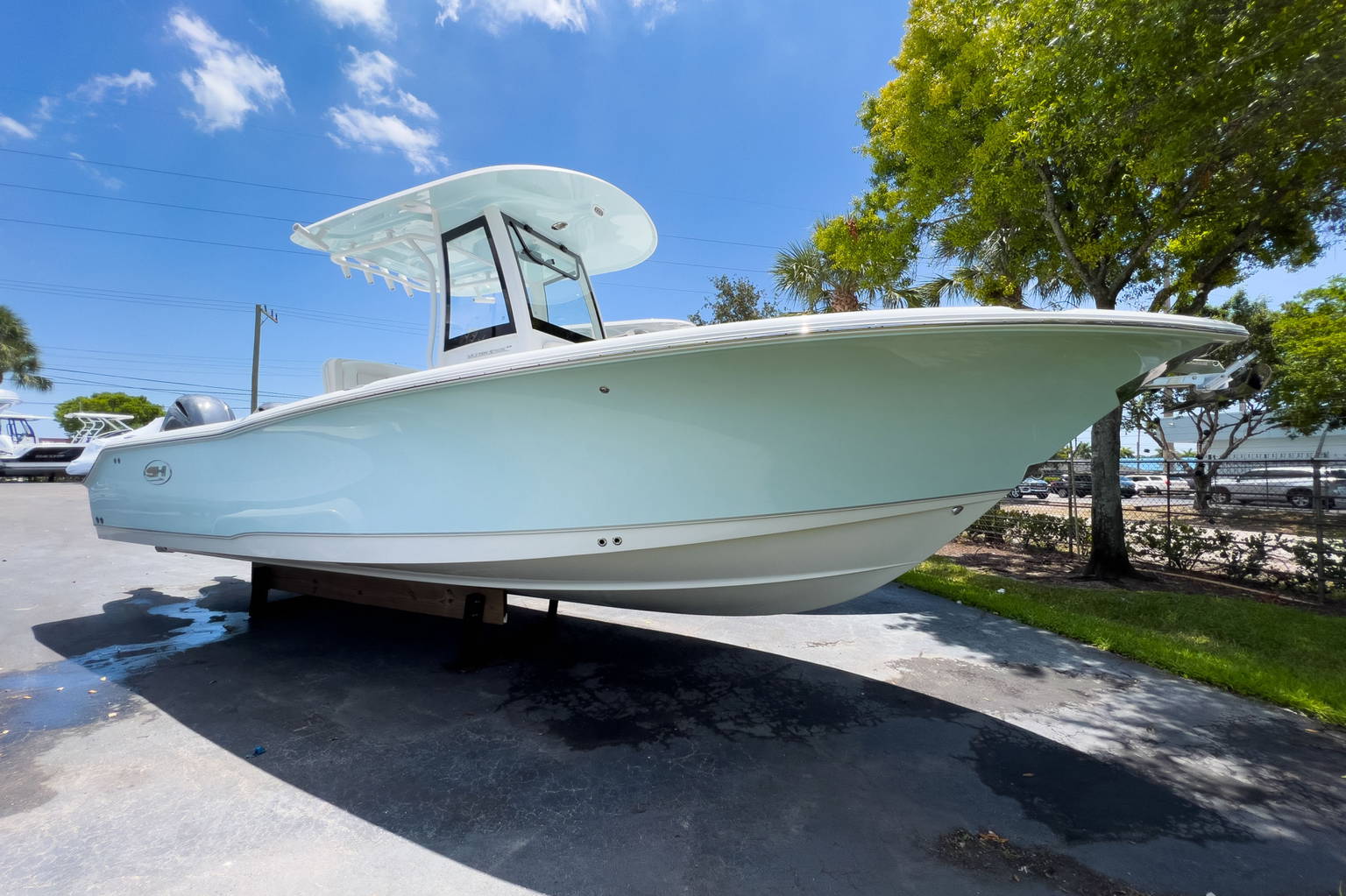 Alternative image of Sea Hunt Ultra 265 SE in West Palm Beach, FL