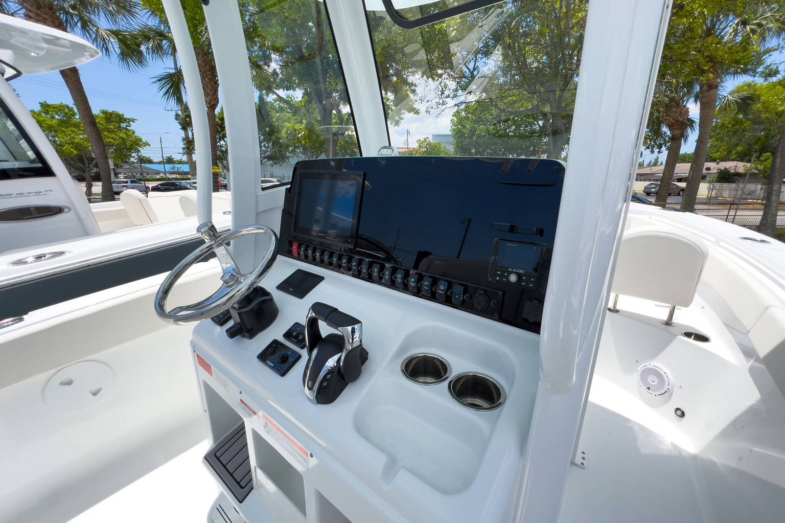 Alternative image of Sea Hunt Ultra 265 SE in West Palm Beach, FL