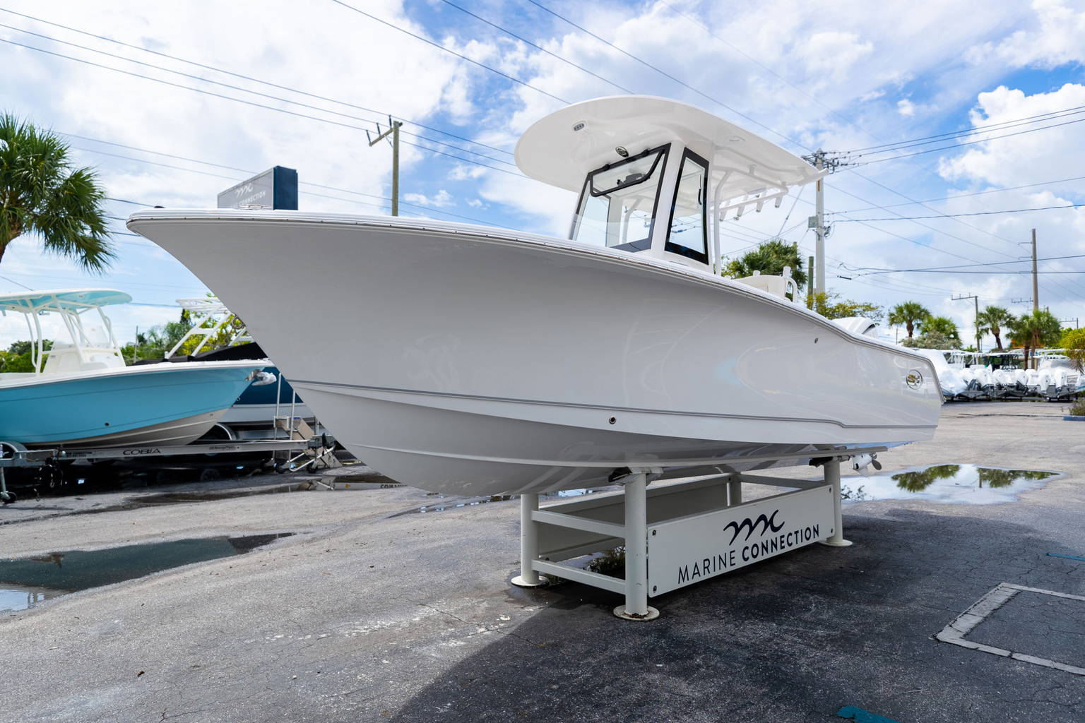 New 2023 Sea Hunt Ultra 239 SE #0162 image 4