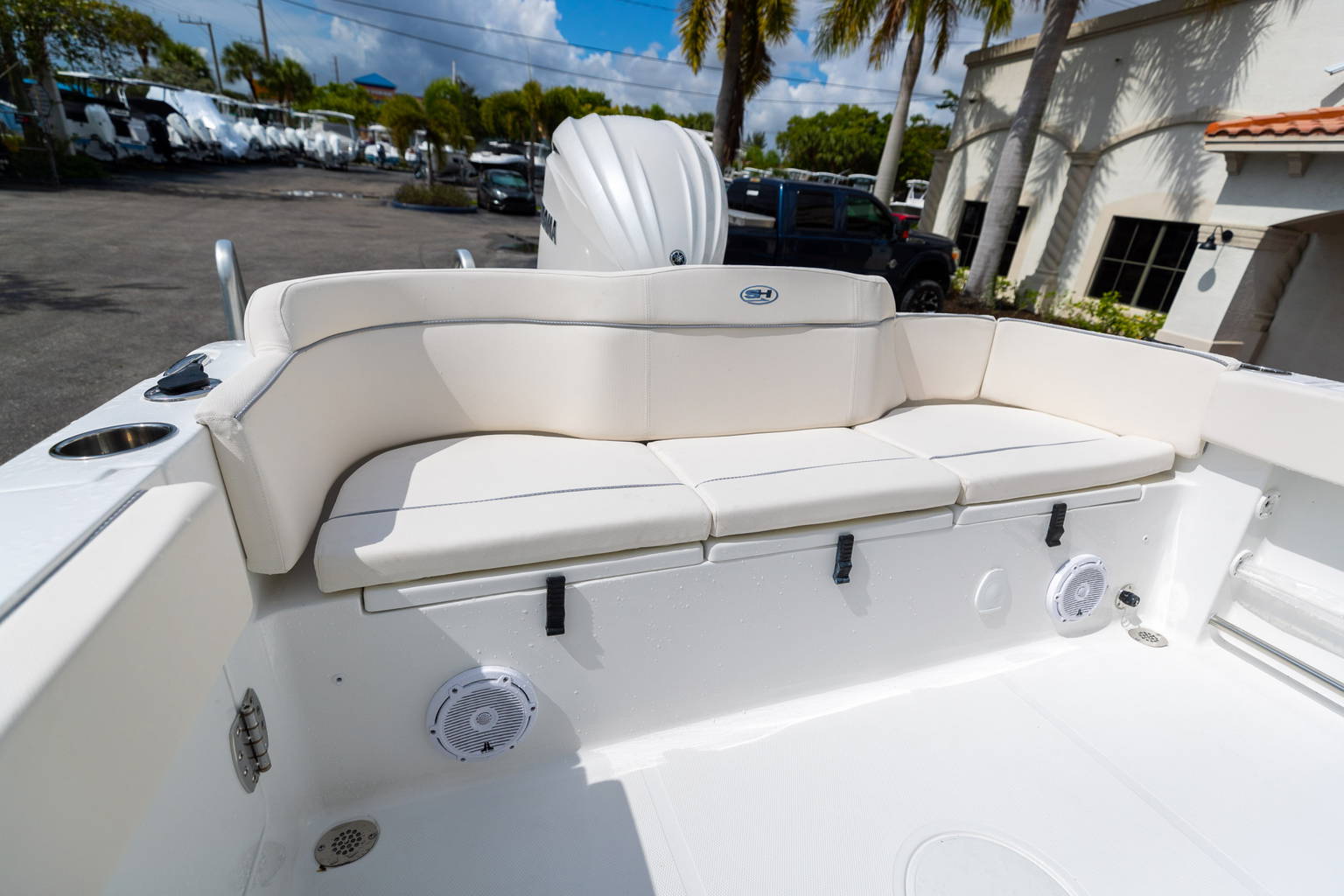 New 2023 Sea Hunt Ultra 239 SE #0162 image 11