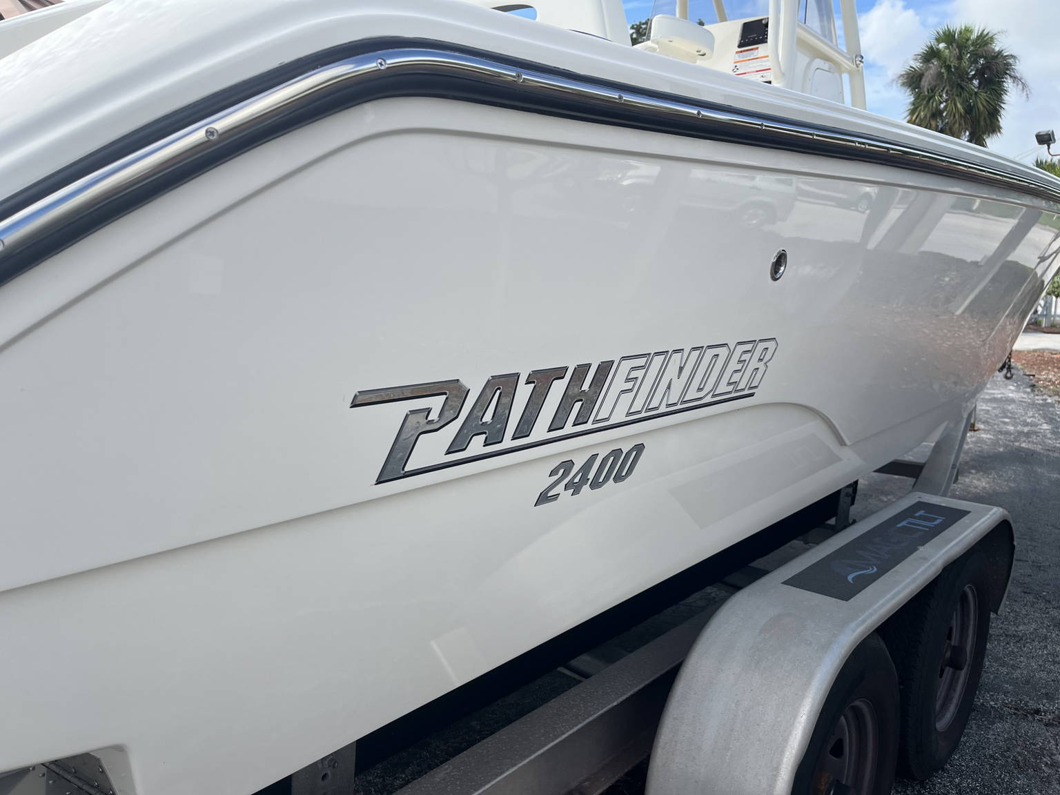Alternative image of Pathfinder 2400 TRS in Vero Beach, FL