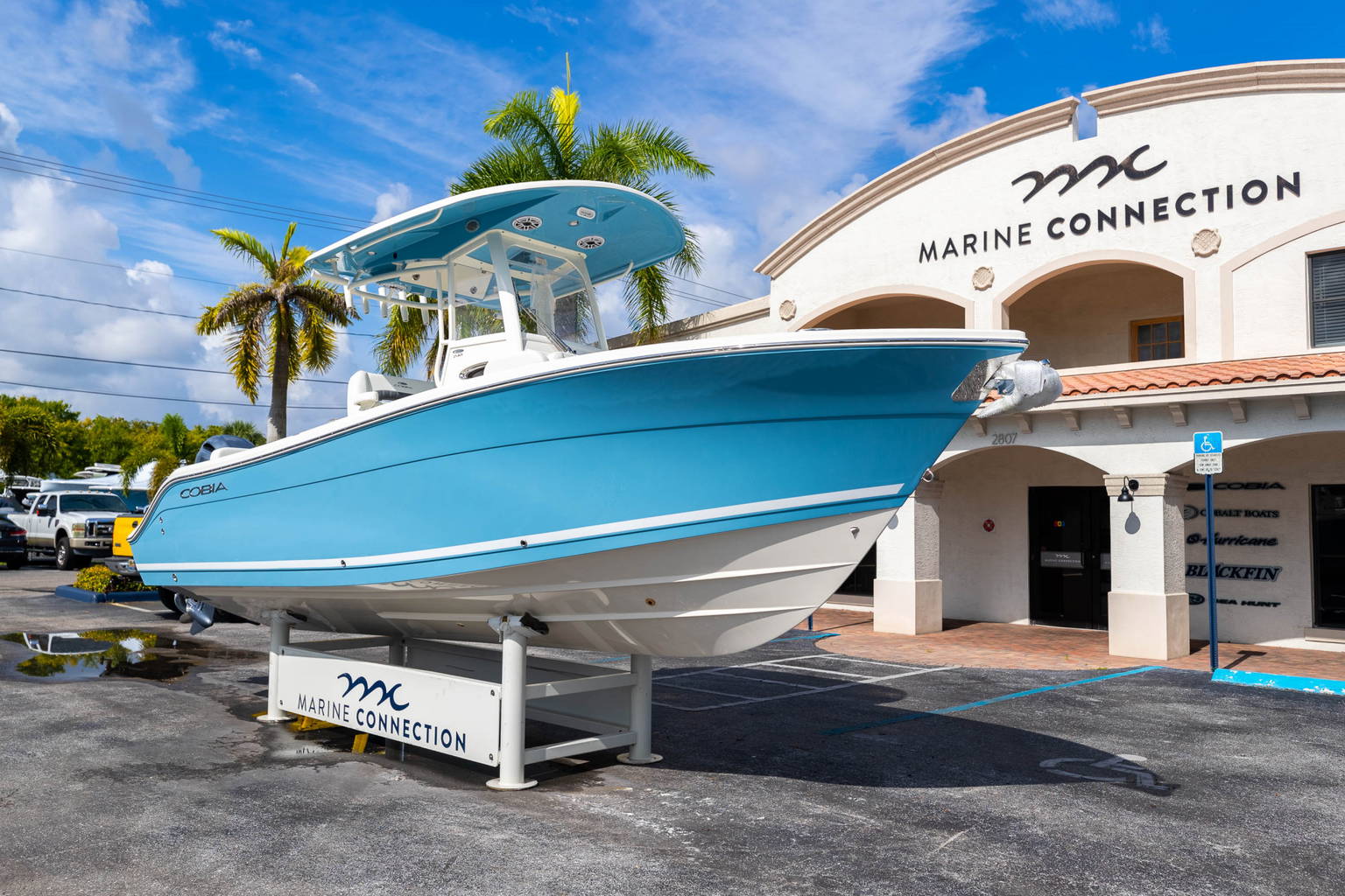 New 2023 Cobia 240 CC #B118 image 2