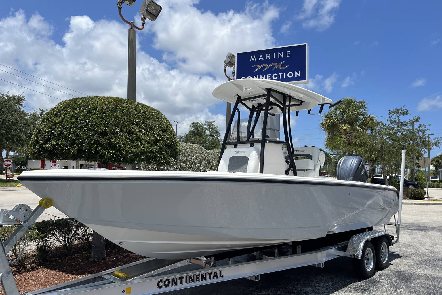 New 2023 Pathfinder 2400 Open #H058 image 2