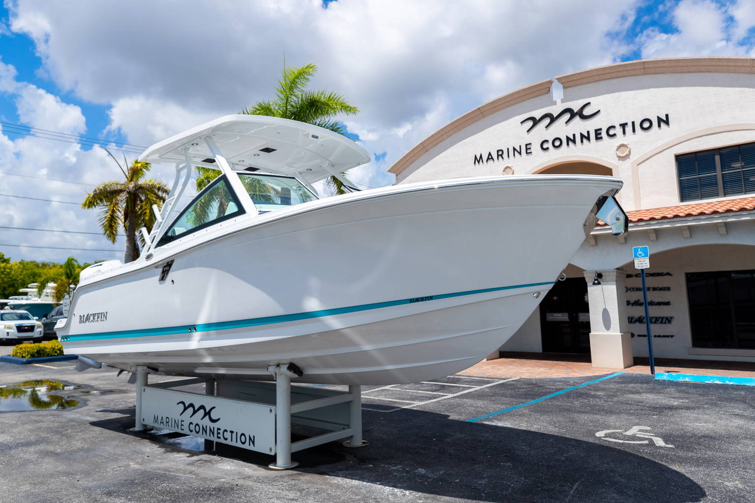 New 2023 Blackfin 252DC #H226 image 2