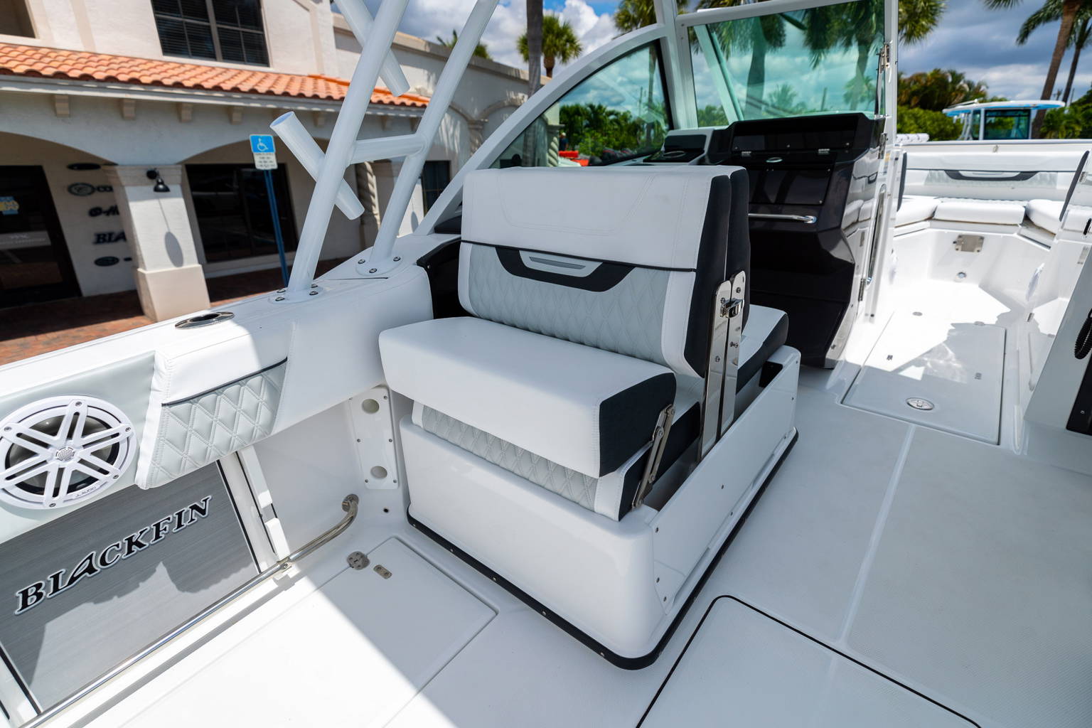 New 2023 Blackfin 252DC #H226 image 22