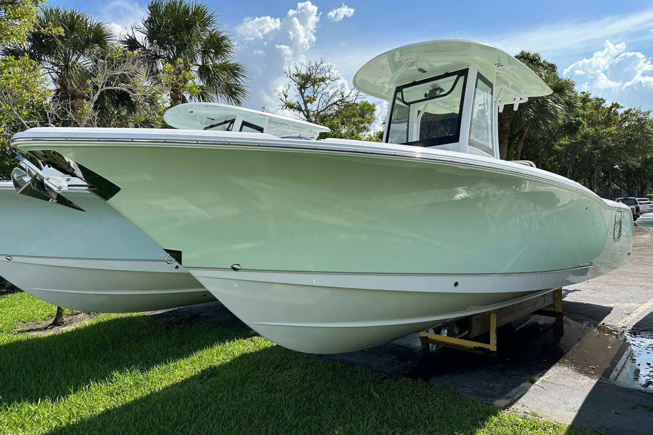 Main image of Sea Hunt Ultra 275 SE in West Palm Beach, FL
