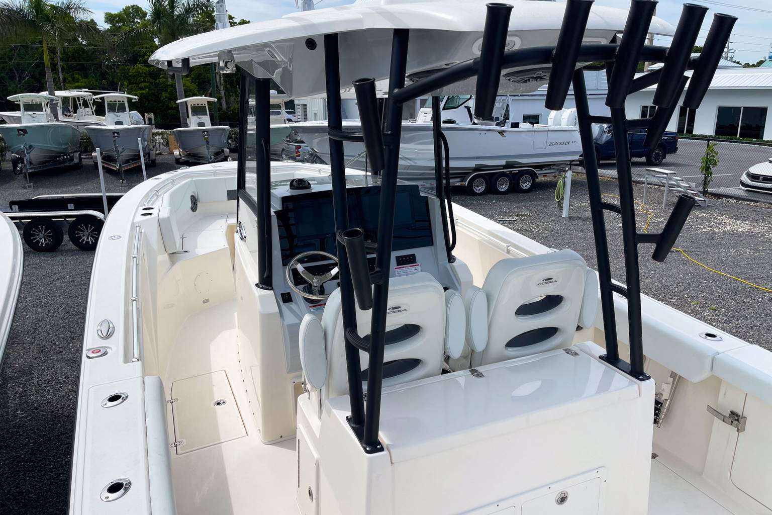New 2023 Cobia 320 CC #A029 image 3
