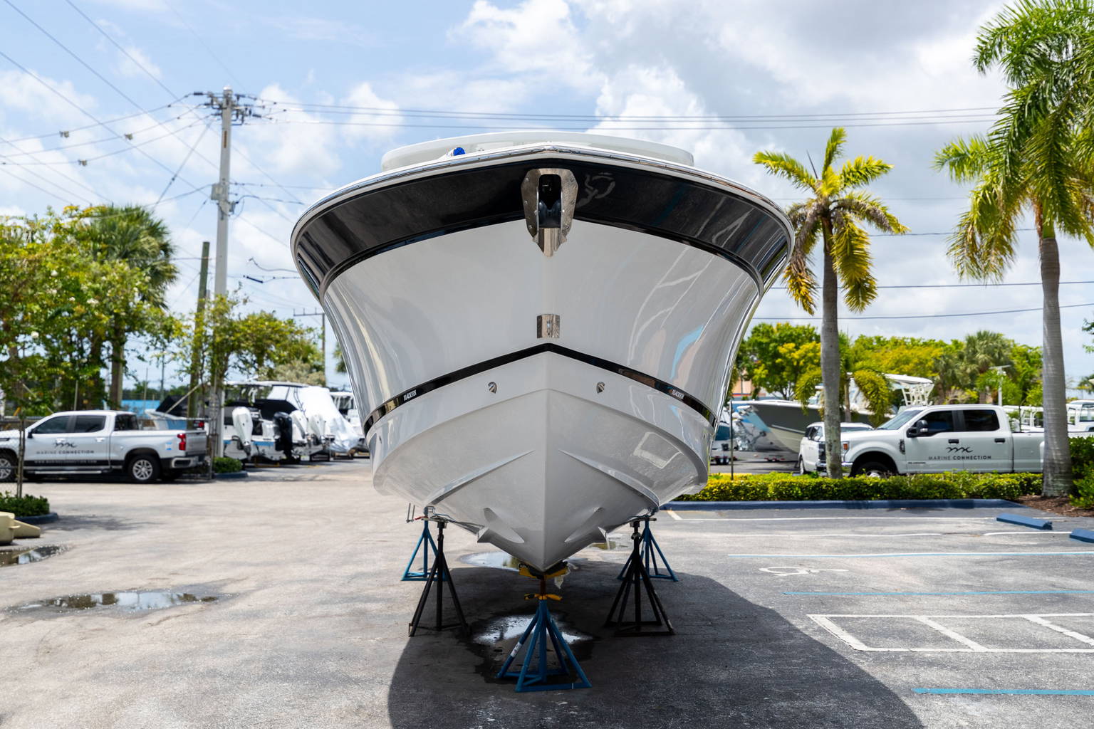 New 2023 Blackfin 302DC #L101 image 3