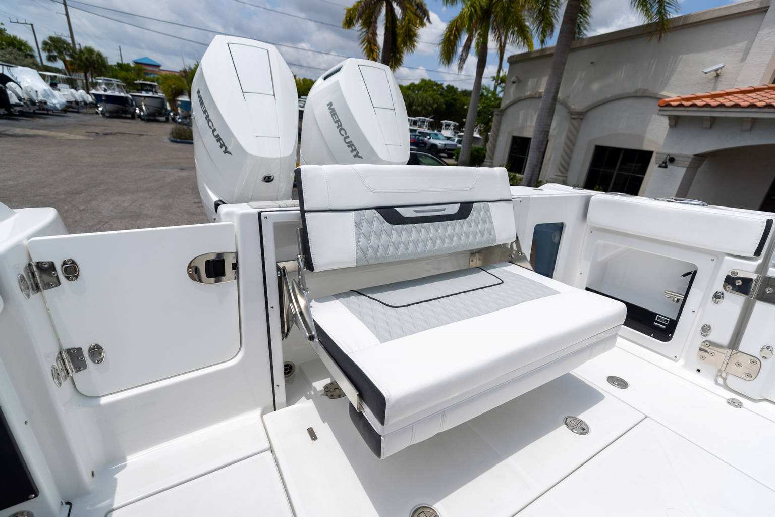 New 2023 Blackfin 302DC #L101 image 12