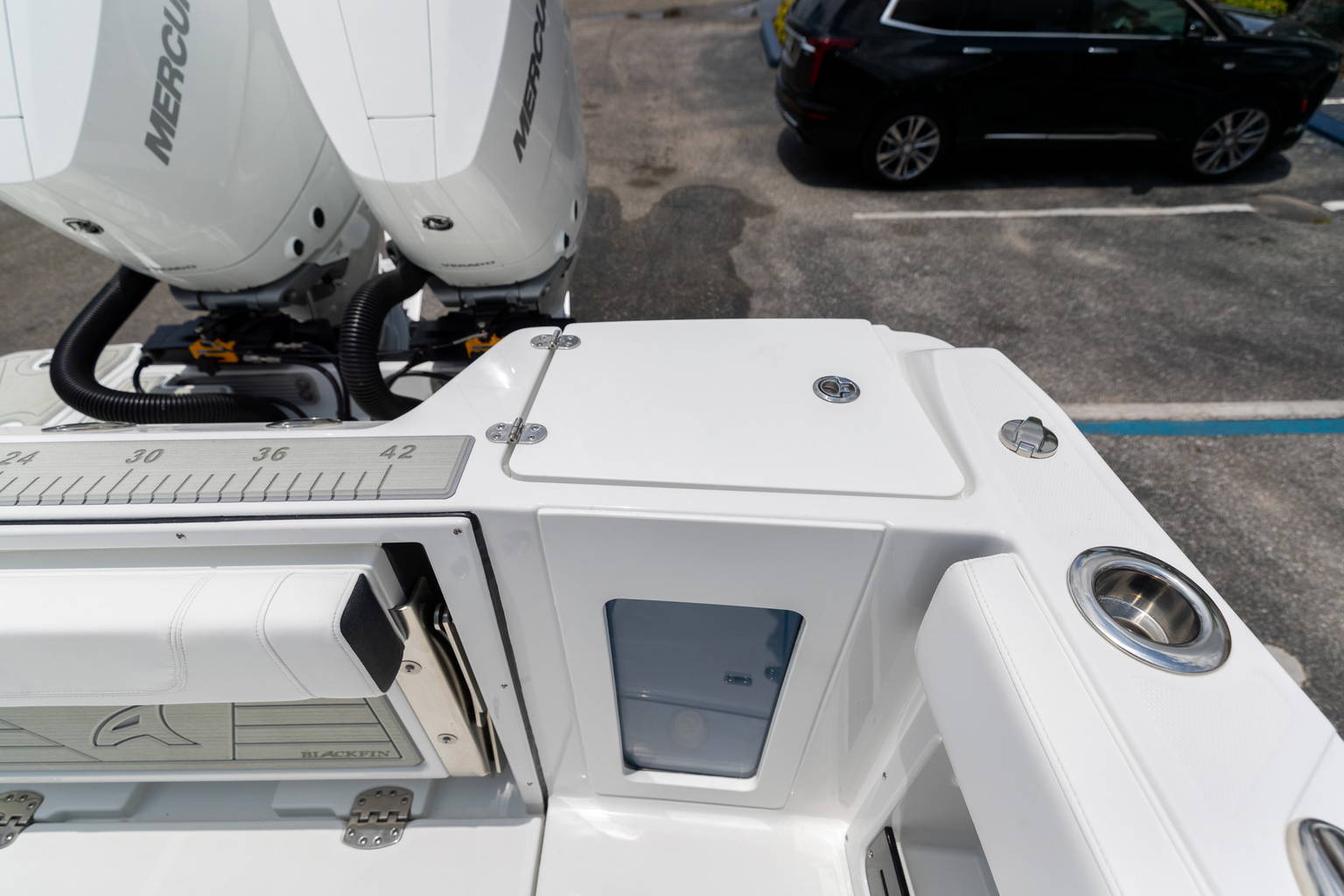 New 2023 Blackfin 302DC #L101 image 16