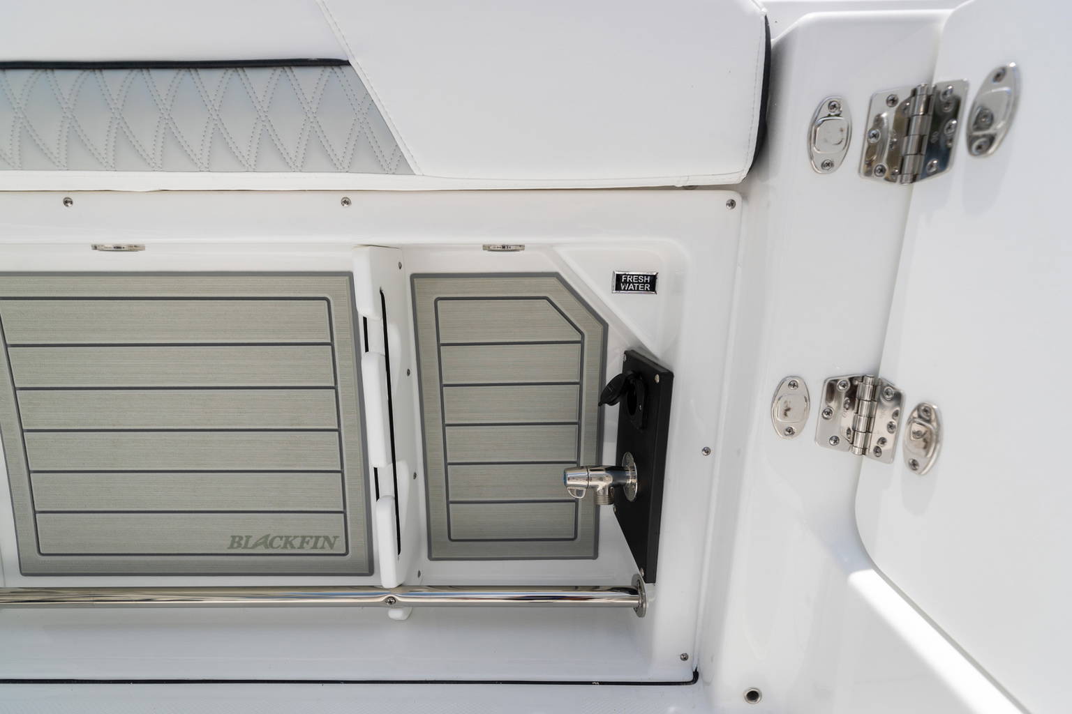 New 2023 Blackfin 302DC #L101 image 20