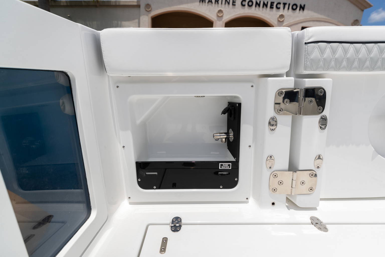 New 2023 Blackfin 302DC #L101 image 26