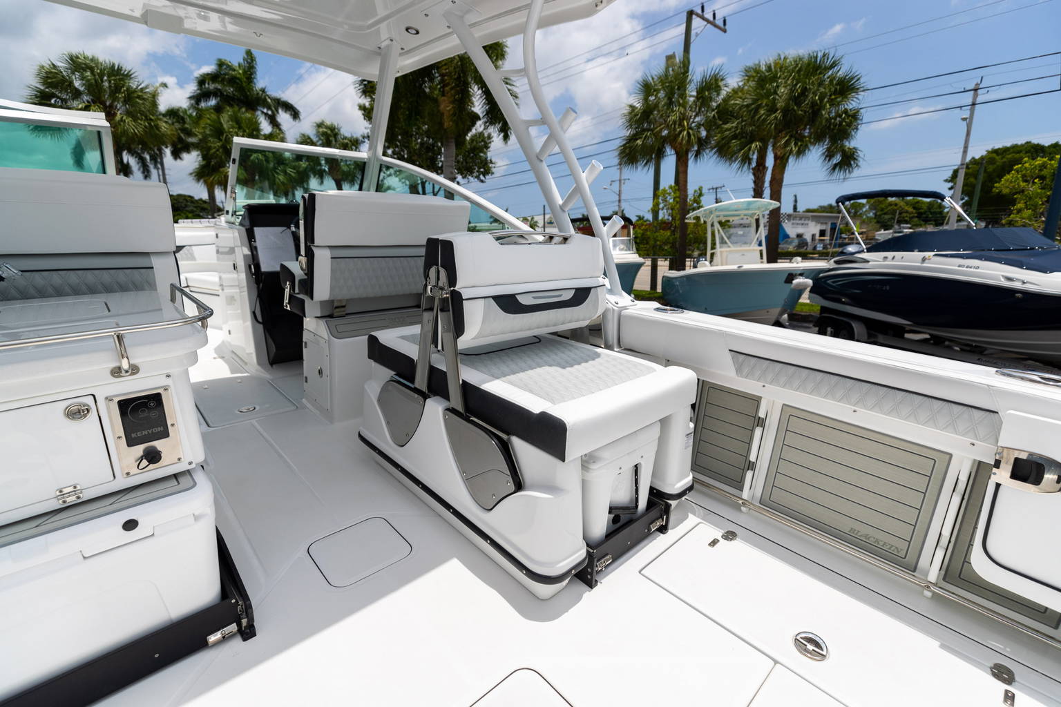 New 2023 Blackfin 302DC #L101 image 21