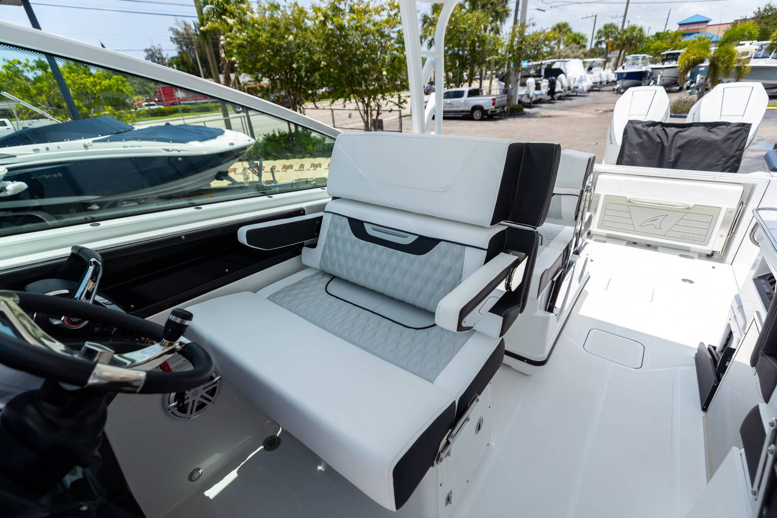New 2023 Blackfin 302DC #L101 image 45
