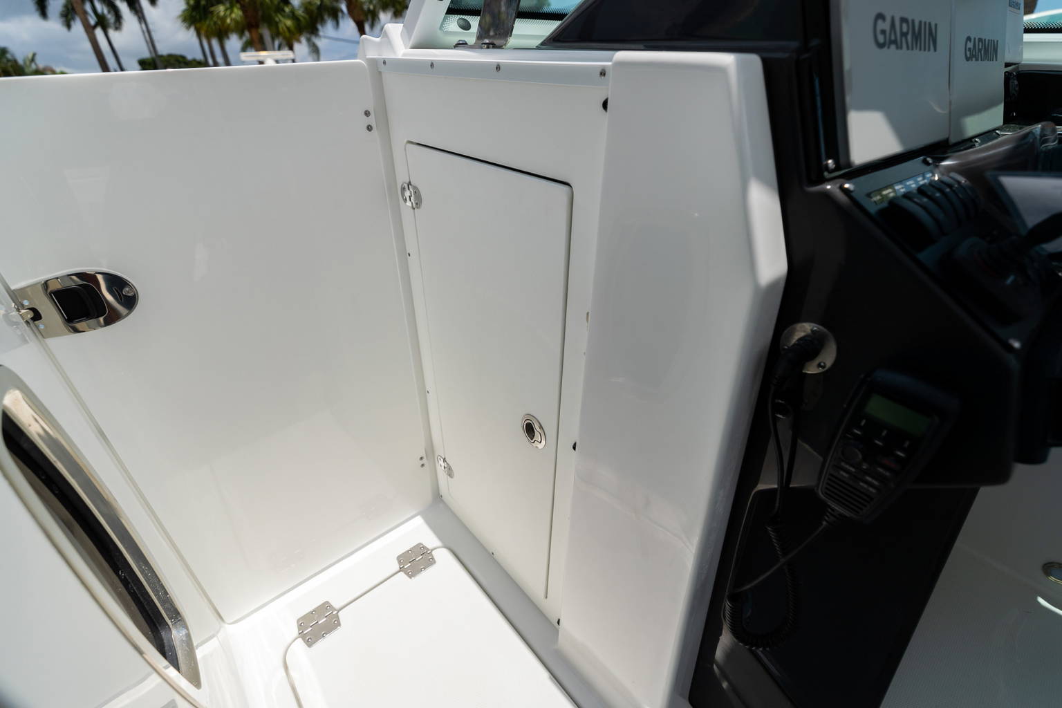 New 2023 Blackfin 302DC #L101 image 51