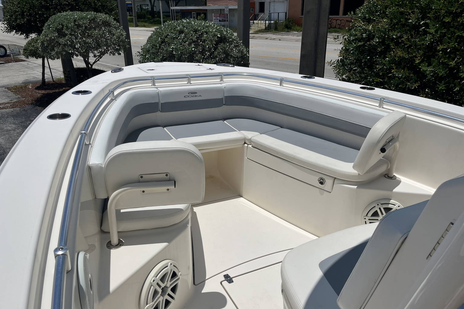 Used 2017 Cobia 277 #W100 image 16