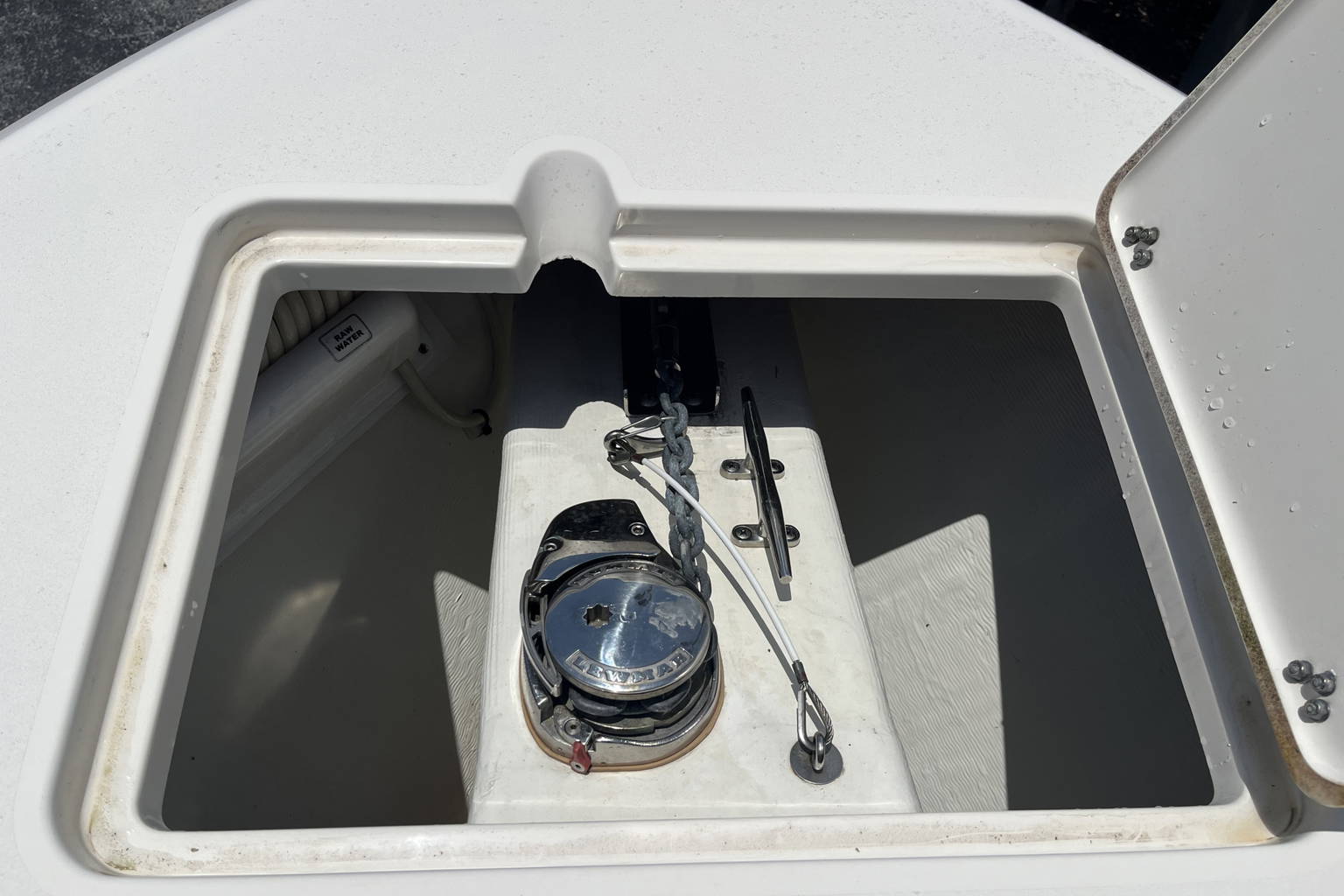 Used 2017 Cobia 277 #W100 image 20