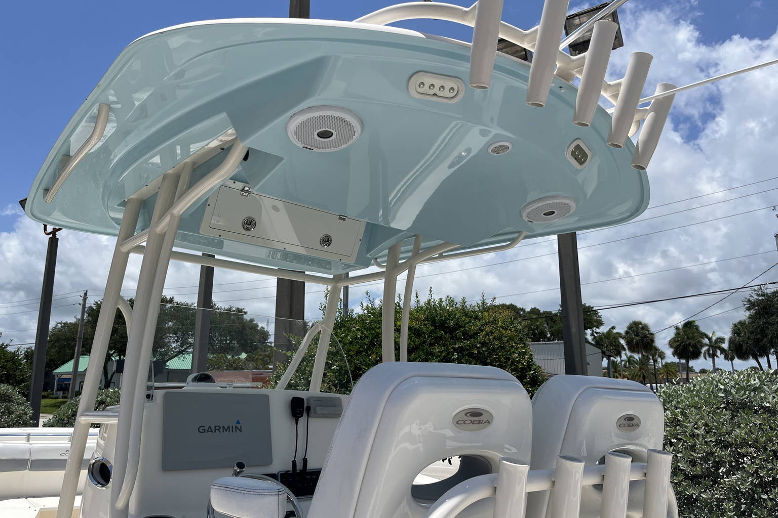 Used 2017 Cobia 277 #W100 image 25