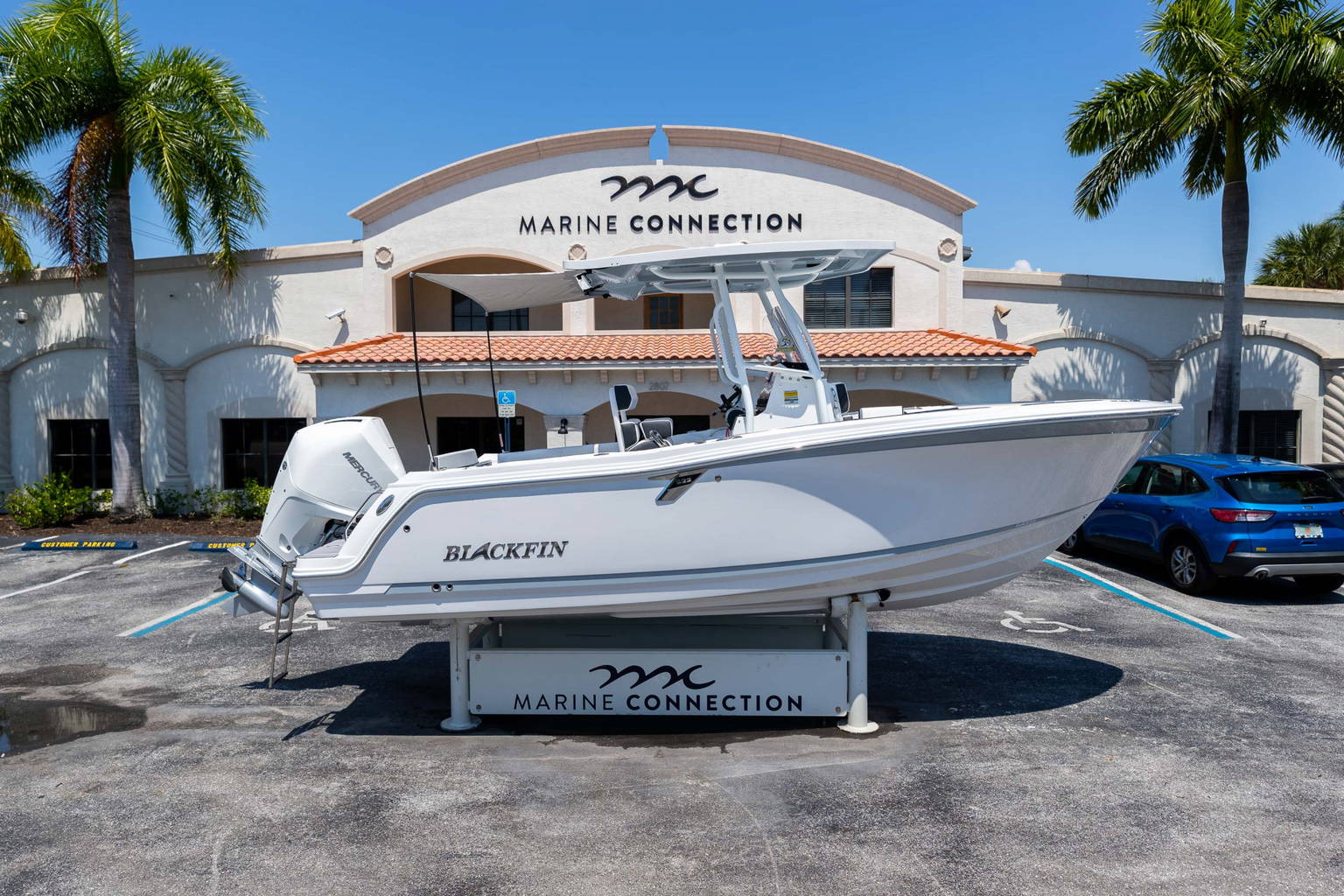 New 2023 Blackfin 222CC #B315 image 1