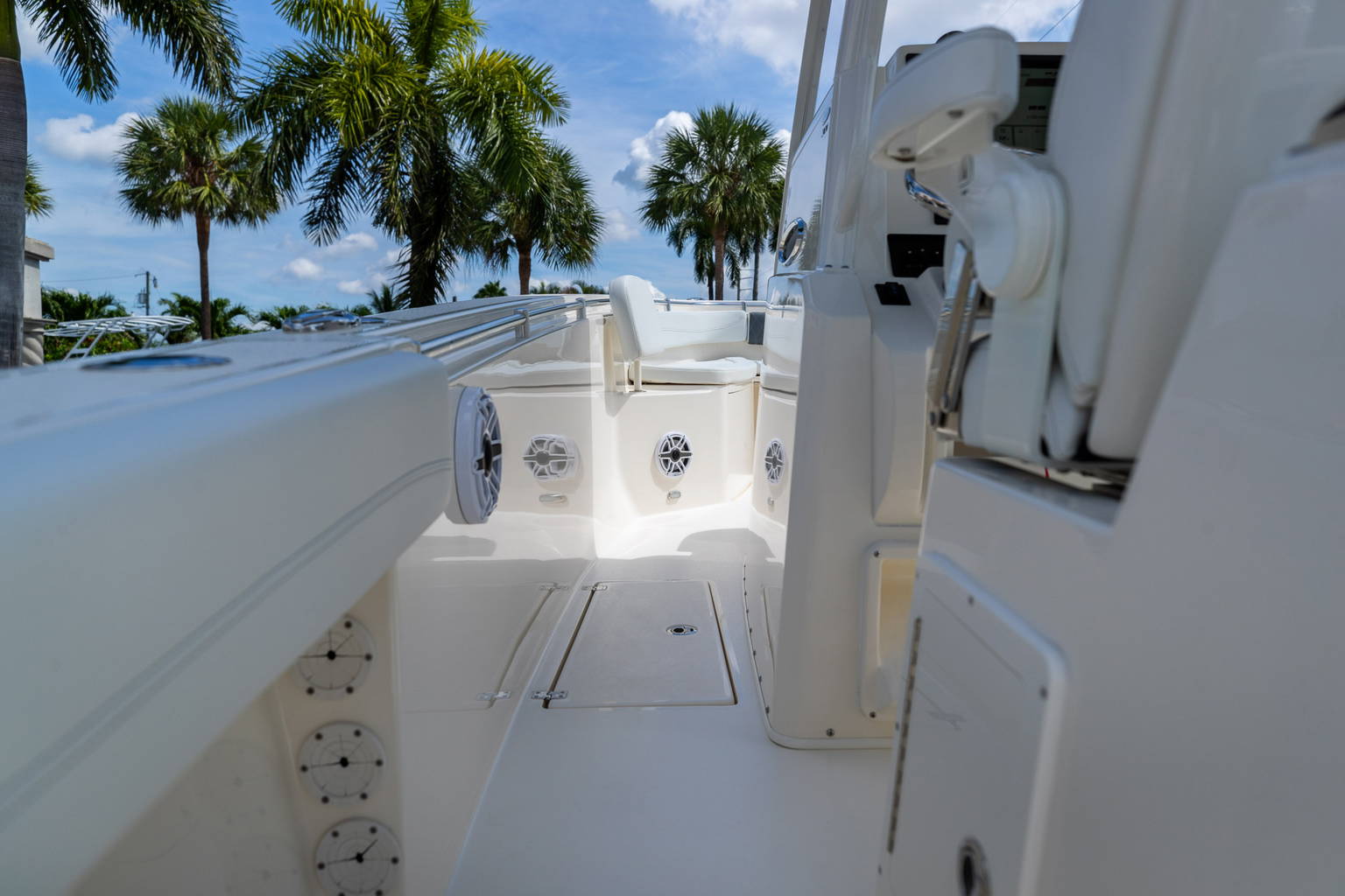 New 2023 Cobia 301 CC #Z019 image 21