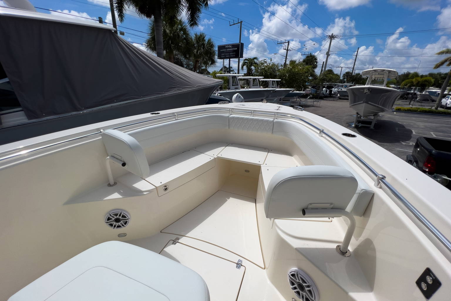 New 2023 Cobia 280 CC #D092 image 6