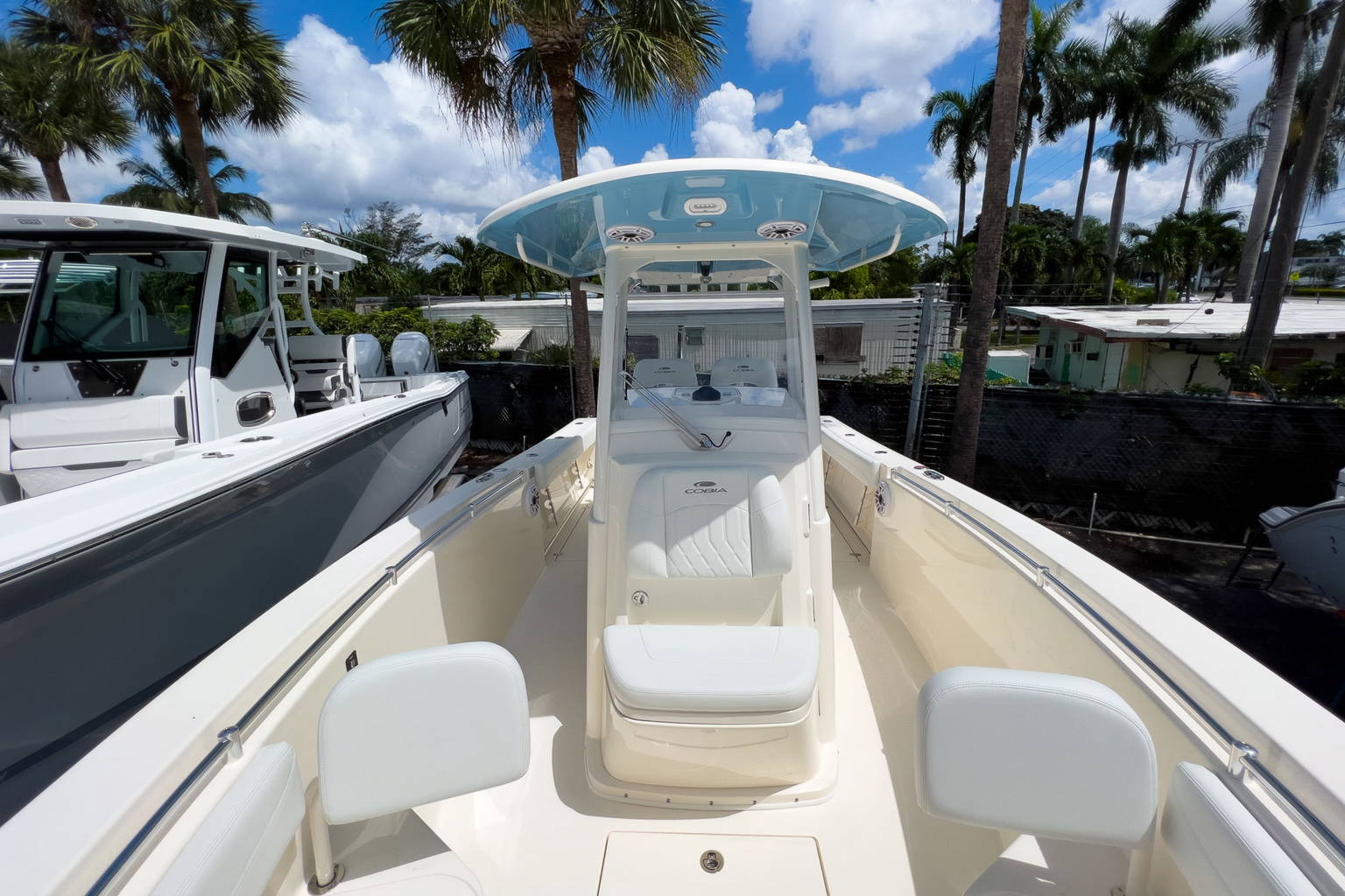 New 2023 Cobia 280 CC #D092 image 7
