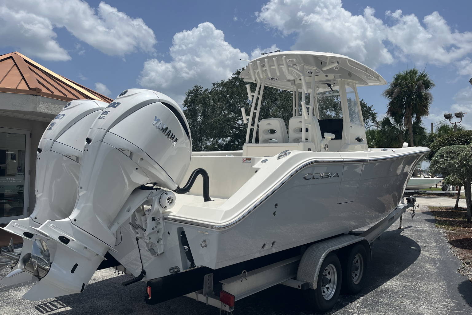 New 2023 Cobia 301 CC #Z045 image 6