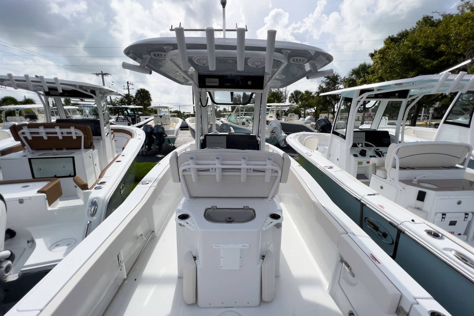 New 2024 Sea Hunt Ultra 239 SE #0196 image 4